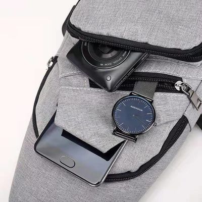 Bolso de cofre con cierre con cremallera de tela de carga USB para hombres en viajes cortos