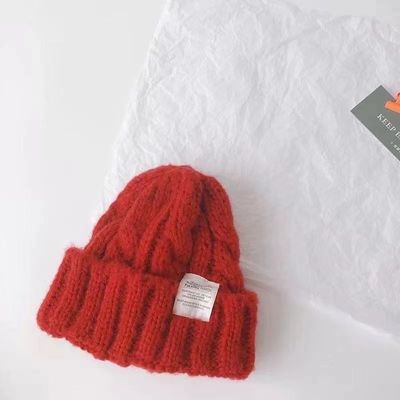 Logotipo personalizado de color sólido sombrero de punto japonés para estudiantes de otoño e invierno