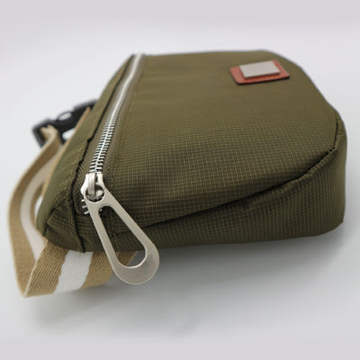 Fanny Pack Logotipo personalizado Impreso Hombres Mujeres Viajes Bolsa de cintura de nylon Bolsa de cinturón de cuerpo cruzado