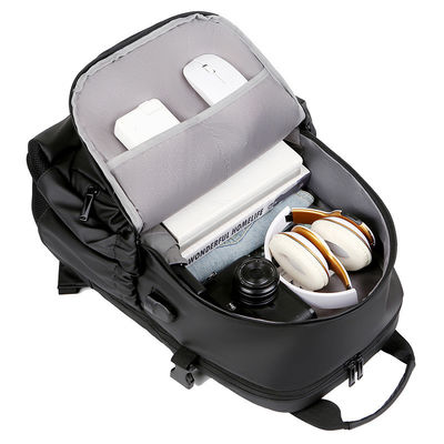 La última moda de estilo de poliéster de alta capacidad mochila para la oficina y al aire libre
