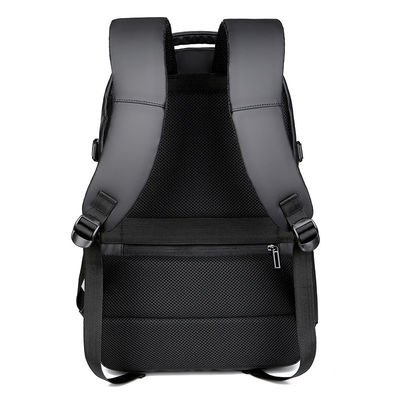 La última moda de estilo de poliéster de alta capacidad mochila para la oficina y al aire libre