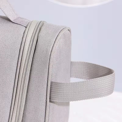 Bolsa de higiene de color de poliéster colgante perfecta para las necesidades de la vida diaria de las mujeres