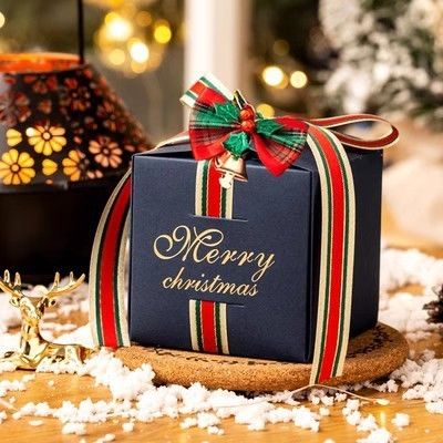 Bolsa de regalo de papel de Navidad personalizada Embalaje con materiales reciclados