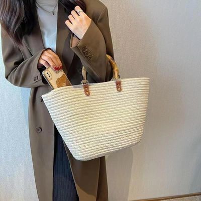 Mujeres con estilo bolso de paja de playa tejido bolso de mano casual hecho a mano bolsos de hombro huecos de ratán