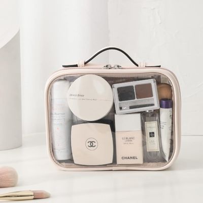 Mantenga sus cosméticos organizados con una bolsa de maquillaje transparente e impermeable