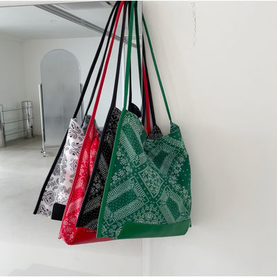 Abierto Cierre Viajes y salida Estilo étnico Damas Bolso de compras de impresión Paisley completo