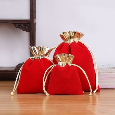 Bolso de embalaje de terciopelo pequeño de lujo Cordón de tracción personalizado para joyas y cosméticos