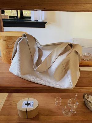 Bolso de bolso versátil para mujeres 2024 con diseño de Instagram y gran capacidad