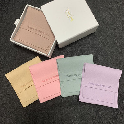 Logotipo personalizado Bolsa de embalaje de joyas de microfibra blanda Opción de color y logotipo personalizado