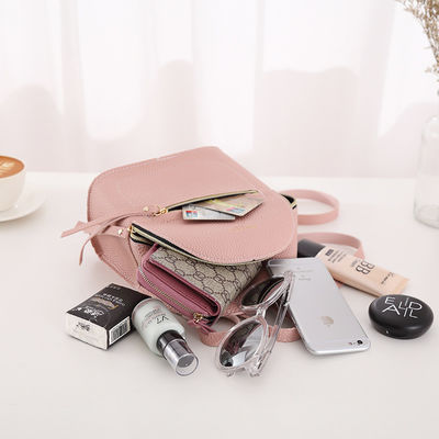 Bolso ligero para mujeres con material duradero de cuero PU