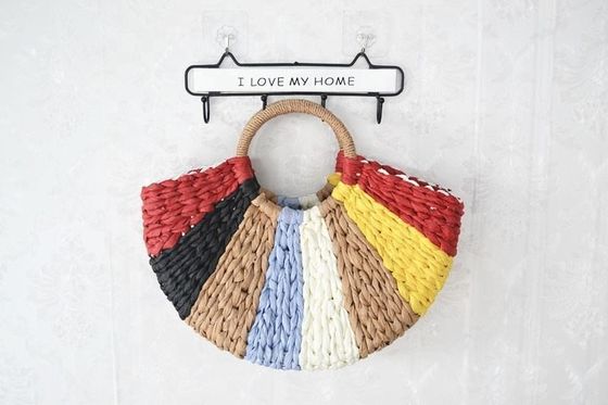 Bolsas de regalo de arco iris Colección de bolsas de regalo de rattan hechas a mano con cierre abierto