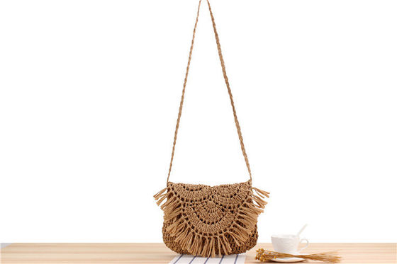 Bolso de playa Tassel hecho a mano Raffia Rattan Crossbody para vacaciones de viaje de verano de las mujeres