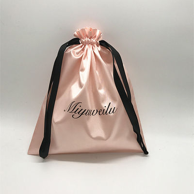 Logotipo personalizado Bolsas de satén suave con cuerdas para embalaje de joyas