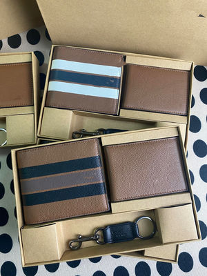 Cartera de hombre de diseño casual hecha de cuero genuino con porta tarjetas estándar