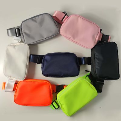 2024 Cinturón de nylon para mujeres Bolso de cintura de cuerpo cruzado para perros Bolso de trasero y ejercicio deportivo
