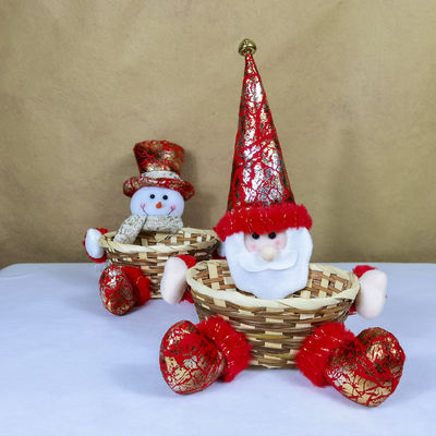 Acceptable OEM/ODM Decoración de escritorio de Navidad personalizada Cesta de dulces para regalo para el hogar
