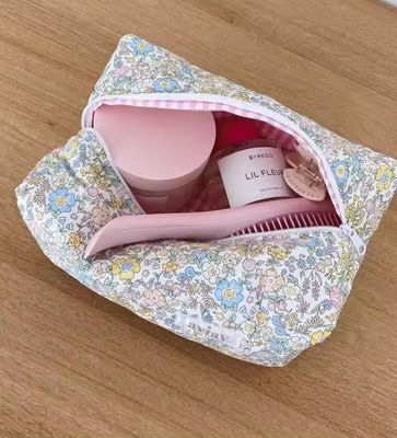 Bolsa cosmética floral con cierre de cremallera para ropa de aseo Viajes Logotipo personalizado Diseño de verano