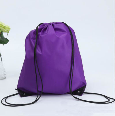Material de nylon bolso de mochila colorido con cuerda de tira con logotipo impreso para la vida diaria