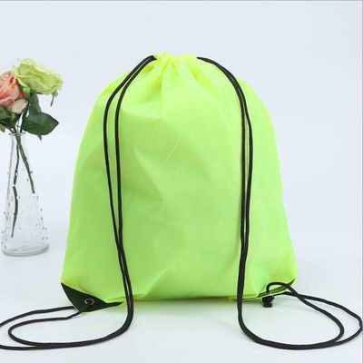 Material de nylon bolso de mochila colorido con cuerda de tira con logotipo impreso para la vida diaria