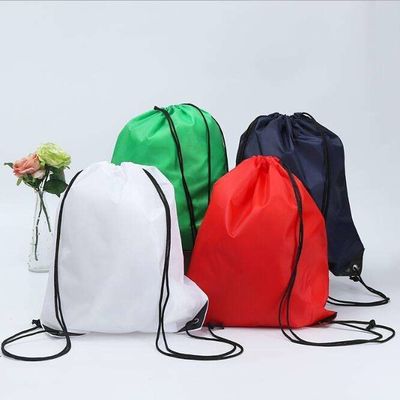 Material de nylon bolso de mochila colorido con cuerda de tira con logotipo impreso para la vida diaria