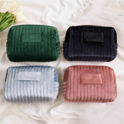 Bolso de ropa de baño de terciopelo con cierre de cremallera para necesidades de viaje cómodas y con estilo