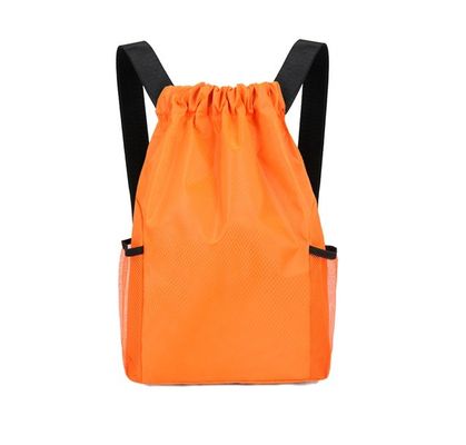 Mochila de cuerda de tira de color a prueba de agua personalizada para aventuras y deportes al aire libre