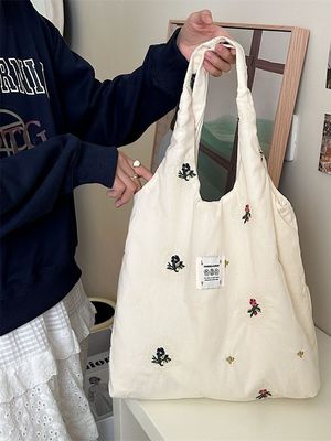 Bolso de hombro para estudiantes universitarios Bolso de bolsa de gran capacidad con diseño de impresión de flores lindo