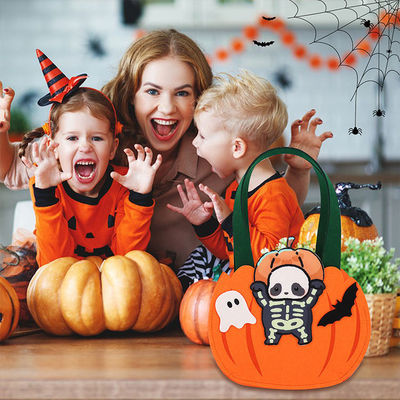 Bolsa en forma de calabaza de fieltro para recoger dulces o juguetes en la celebración de Halloween