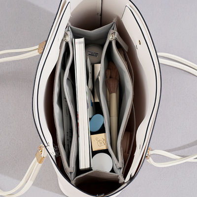 Bolsa cosmética de embrague de moda pequeña Perfecto para el almacenamiento de maquillaje y artículos de tocador en movimiento