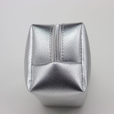 Bolsa de cremallera espesa para herramientas de belleza y artículos de tocador Estilo de moda aceptable OEM / ODM
