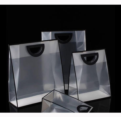 Bolsas de regalo de boda de diseño personalizado de PVC Bolsas de regalo personalizadas para compras y artículos cosméticos