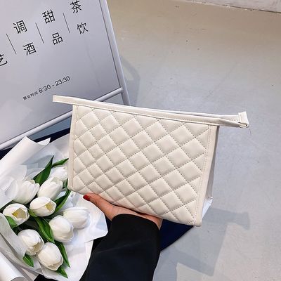 Bolsas cosméticas de viaje de tela de poliéster con edredón para su logotipo personalizado