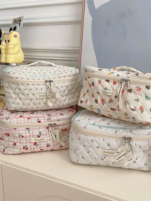 Logotipo personalizado Aceptado Bolsa de maquillaje de algodón suave con alfombrilla para cosméticos femeninos