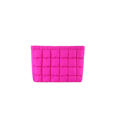 Bolso de plumas cuadradas de revestimiento de poliéster 2024 Tendencia Bolso de embrague de color puro para mujeres de moda