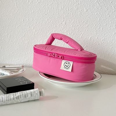 Bolsa de maquillaje de poliéster coreano personalizada para almacenamiento de primavera Entrega en 15 días