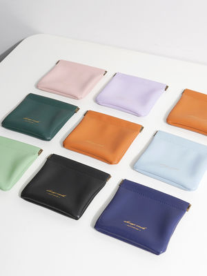 Impresión de logotipo personalizado Bolsa de almacenamiento de cuero de PU pequeña con patrón de letras y logotipo personalizado