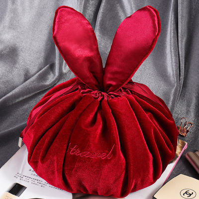 Bolsa de maquillaje de cordones de terciopelo para cosméticos Conveniencia y almacenamiento de cosméticos de moda