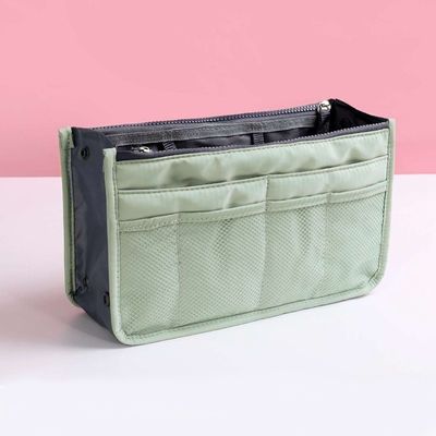 Bolsa de maquillaje personalizada de fieltro con asas duras La adición perfecta a su colección