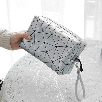 Bolsa de maquillaje de marca privada de cuero PU de diseño personalizado Bolsa cosmética de maquillaje Pedidos pequeños