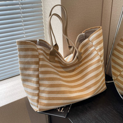 Mantente a la moda y organizado con este bolso de compra de lienzo de logotipo personalizado para mujeres