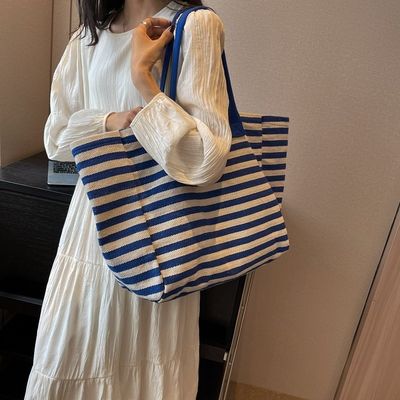 Mantente a la moda y organizado con este bolso de compra de lienzo de logotipo personalizado para mujeres