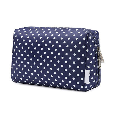 Bolsa de maquillaje reciclado hecha a medida de poliéster para una organización de belleza ecológica