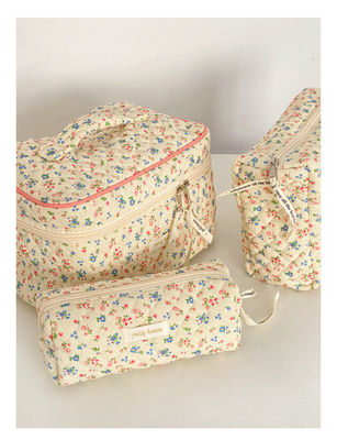 Bolso ligero de maquillaje de Gingham azul para mujeres Bolso de maquillaje de viajes lindo Bolso cosmético de flores pequeño