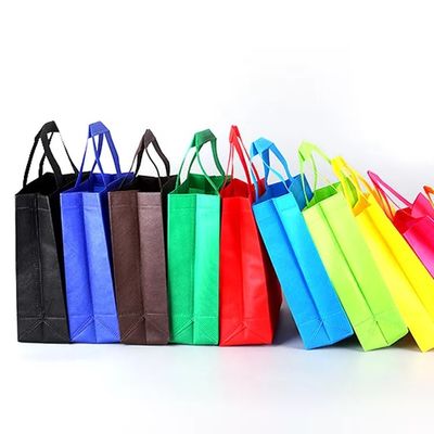 Mediano tamaño 30-50cm Bolsa de tote no tejida con impresión de transferencia de calor Logotipo personalizable