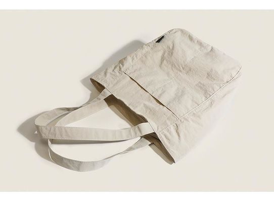 Bolsa de compras de gran capacidad con diseño personalizable y material de nylon impermeable