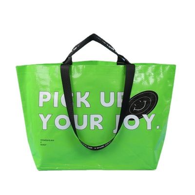 Regalos para todas las estaciones Bolso de bolso de tejido laminado de PP plegable con servicios de impresión de logotipos personalizados