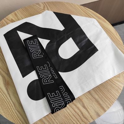 Impresión de logotipo personalizado Bolsa de toque tejida de PP para promoción de estudios de viajes a la playa