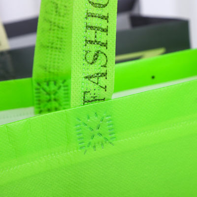 Logotipo personalizado Impreso Bolso de Tote No Tejido Estilo de moda más reciente para campañas