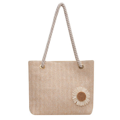 2022 Bolsos sencillos Bolsas de paja Bolsa de playa Moda Bufanda de seda Bolsas de hombro para mujeres con materiales