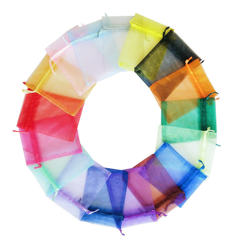 Logotipo Bolsas de organza de bucle suave personalizables Bolsas de cuerda de tira pequeñas para el embalaje de joyas